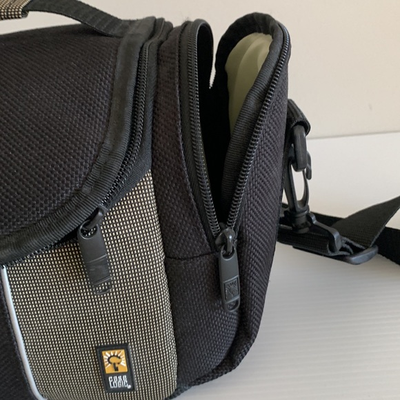 Case Logic Camera Case - Picture 4 of 7